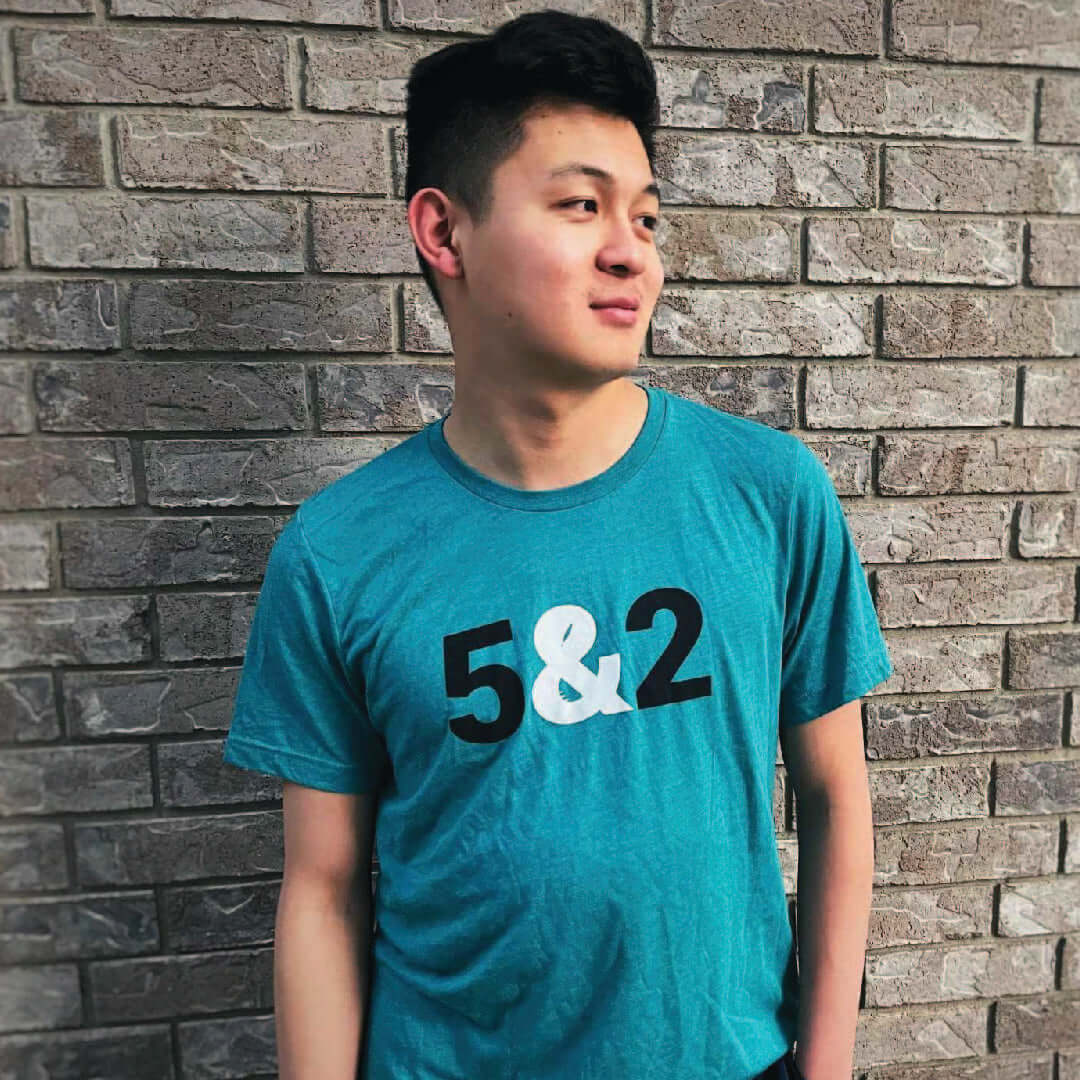 5&2 T-shirt