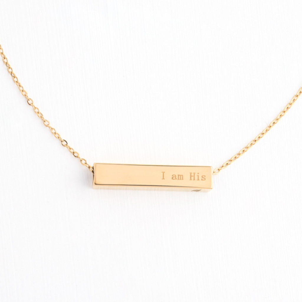 The Chosen Four-Sided Necklace Gold