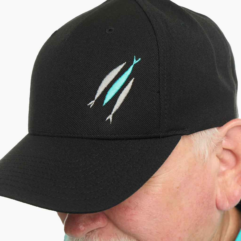 Topi Pilihan Tiga Ikan