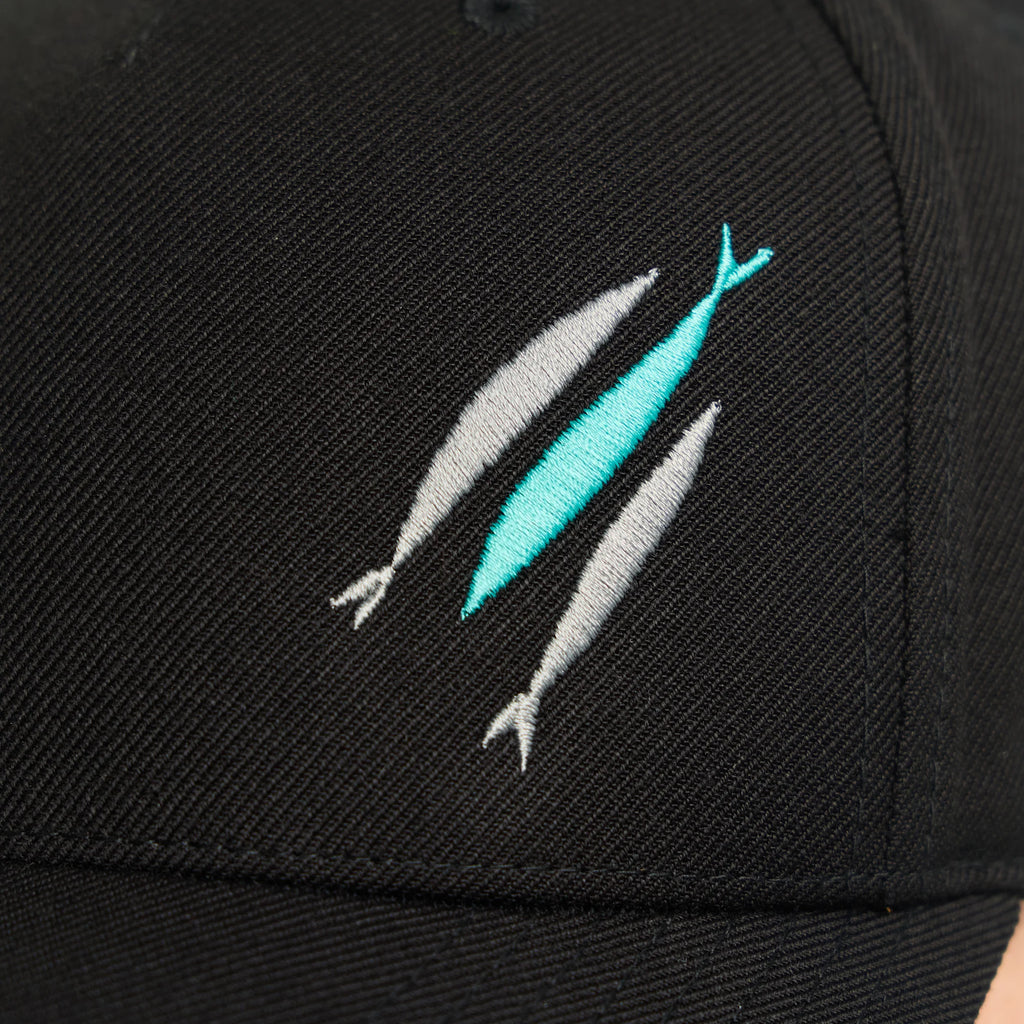 Topi Pilihan Tiga Ikan