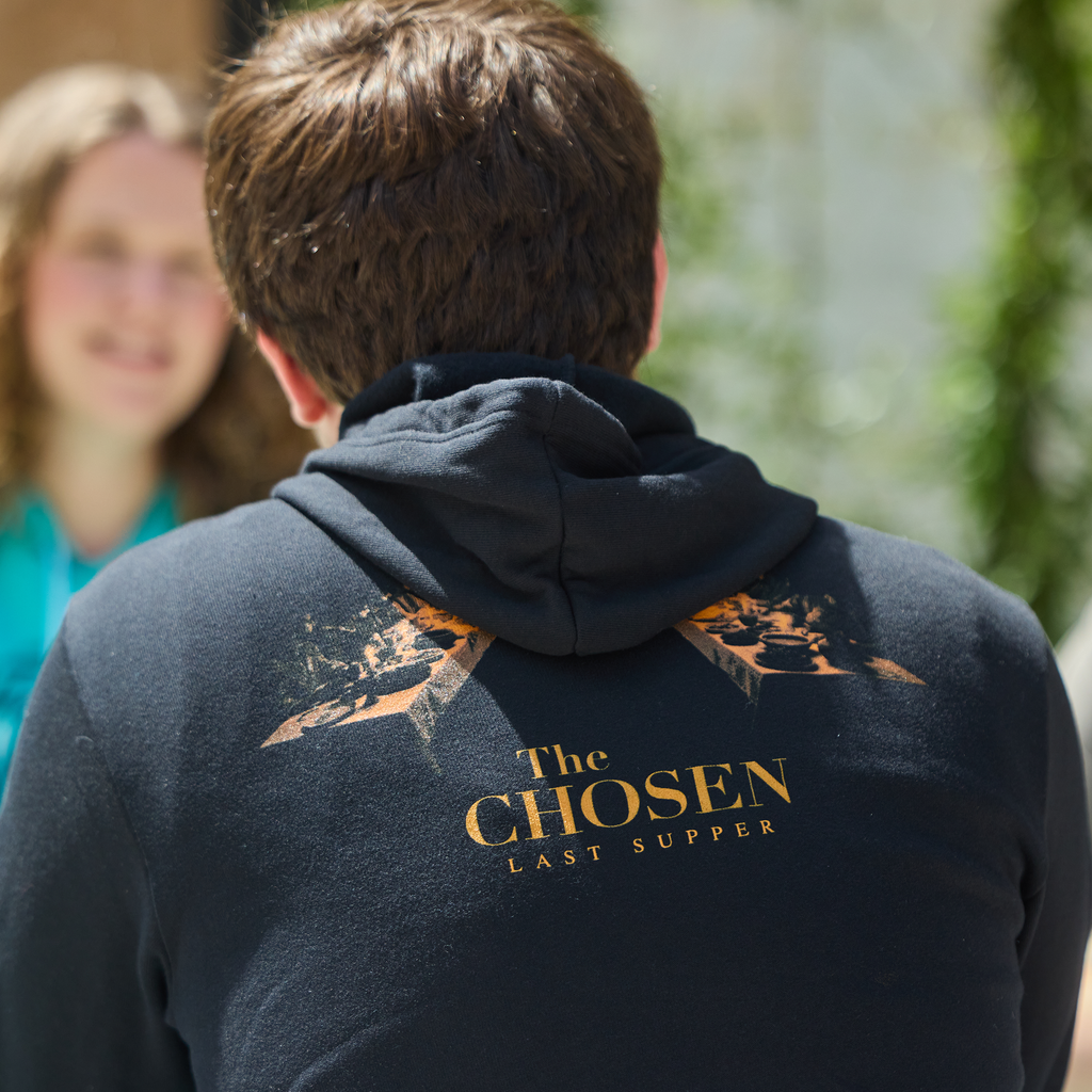 A mesa está definida com capuz