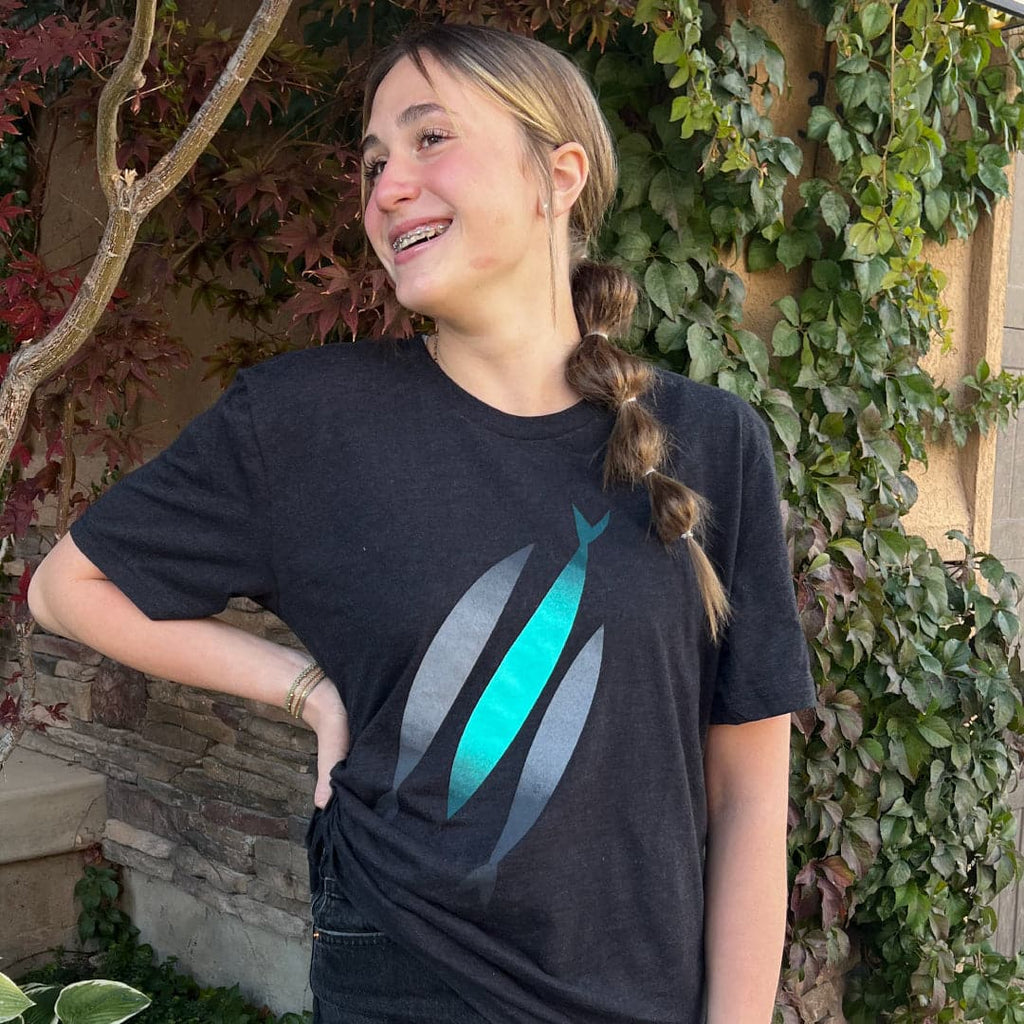 Three Fish T-Shirt Girl